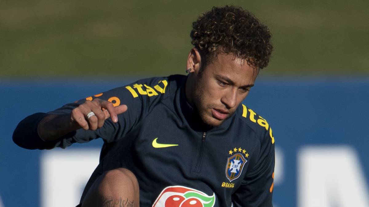 且不少俱乐 且不少俱乐